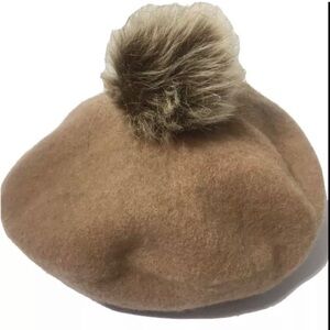 Vintage 100% wool puff hat.